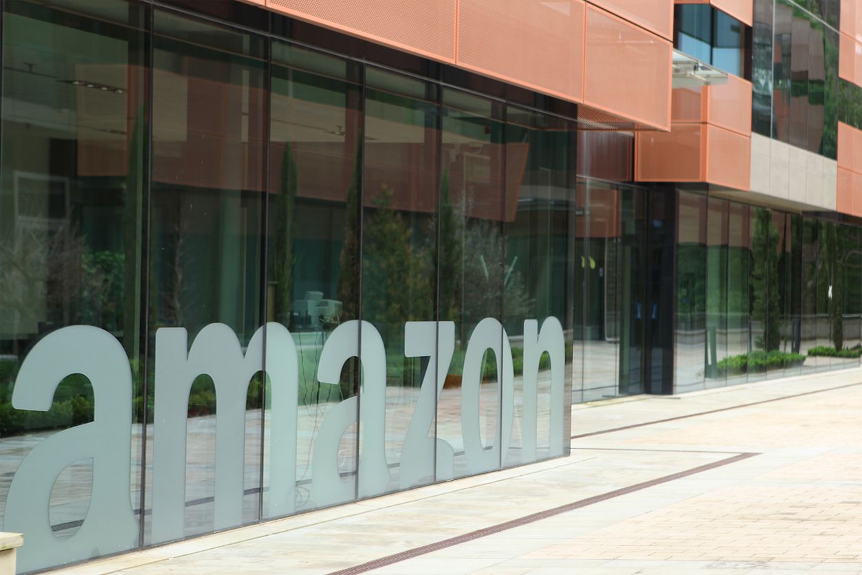 a photo of Amazon building