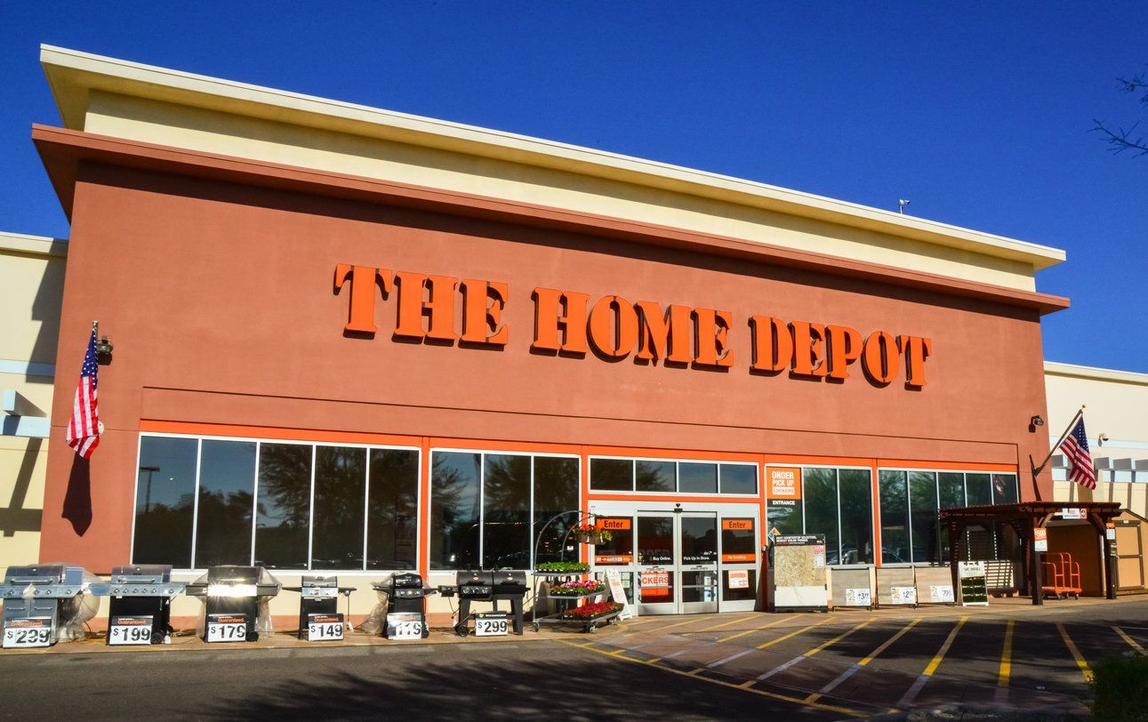 Facade of the store with the inscription "The Home Depot" in the suburbs of Phoenix, Arizona USA stock photo